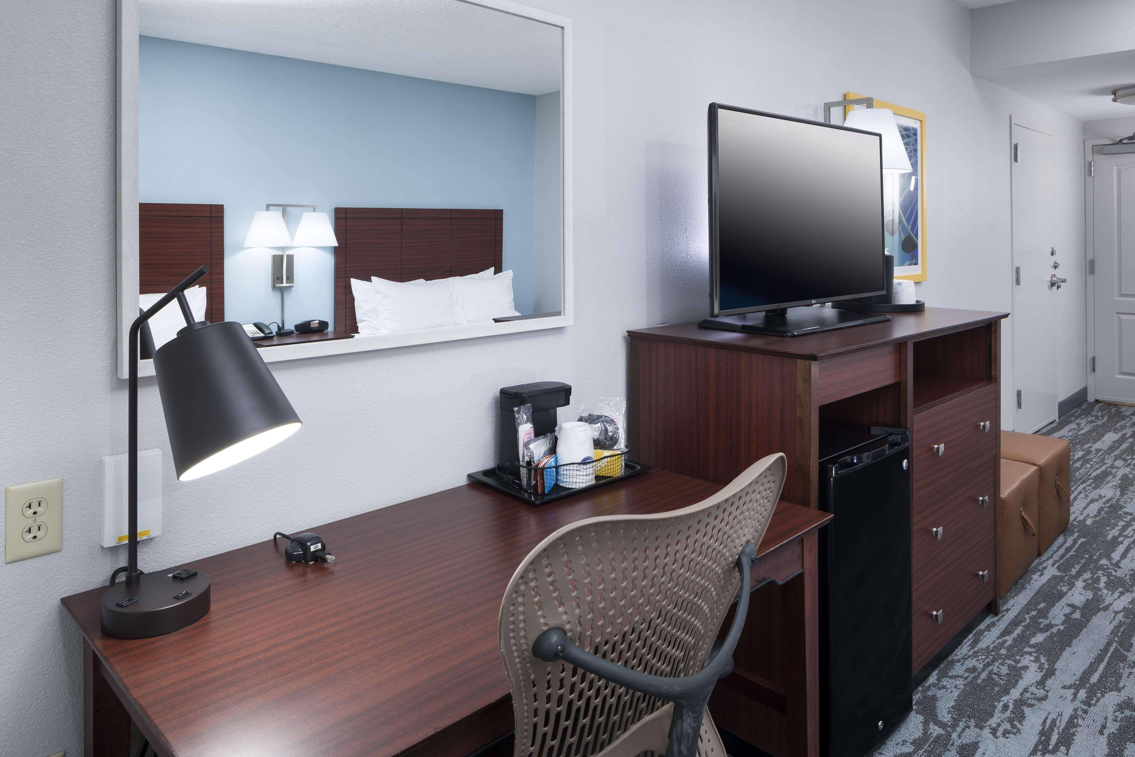 Hampton Inn & Suites Oklahoma City-Bricktown Zewnętrze zdjęcie